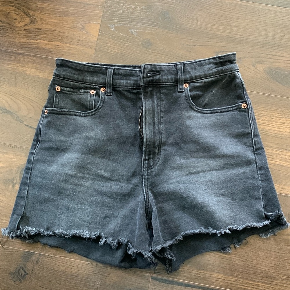 American Eagle Highest Rise 90’s Boyfriend Shorts